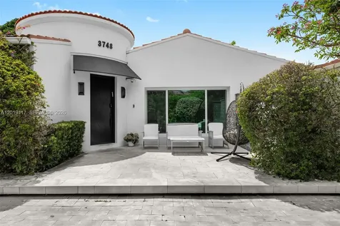 3748 Prairie Avenue Miami Beach FL 33140