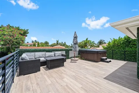 3748 Prairie Avenue Miami Beach FL 33140