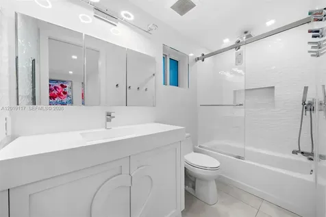 3748 Prairie Avenue Miami Beach FL 33140