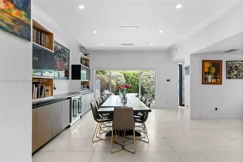 3748 Prairie Avenue Miami Beach FL 33140