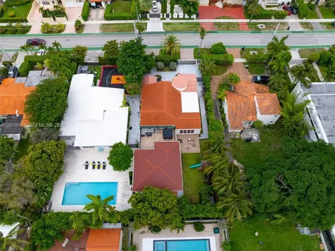 3748 Prairie Avenue Miami Beach FL 33140