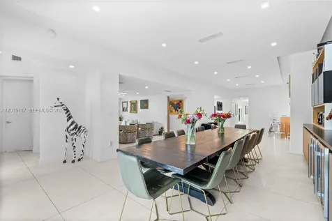 3748 Prairie Avenue Miami Beach FL 33140