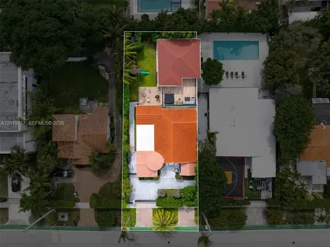 3748 Prairie Avenue Miami Beach FL 33140