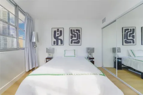 801 Brickell Bay Drive Miami FL 33131