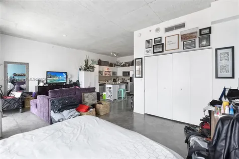 133 NE 2nd Avenue Miami FL 33132