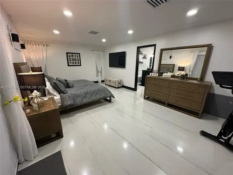 11701 SW 21st Court Davie FL 33325