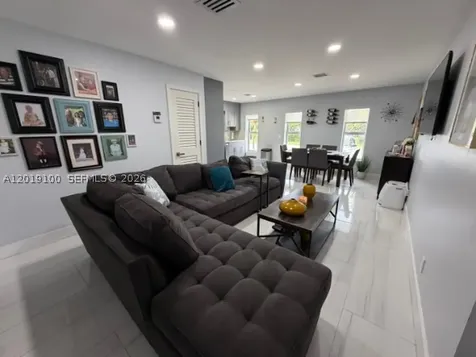 11701 SW 21st Court Davie FL 33325