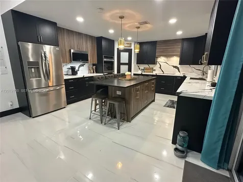 11701 SW 21st Court Davie FL 33325