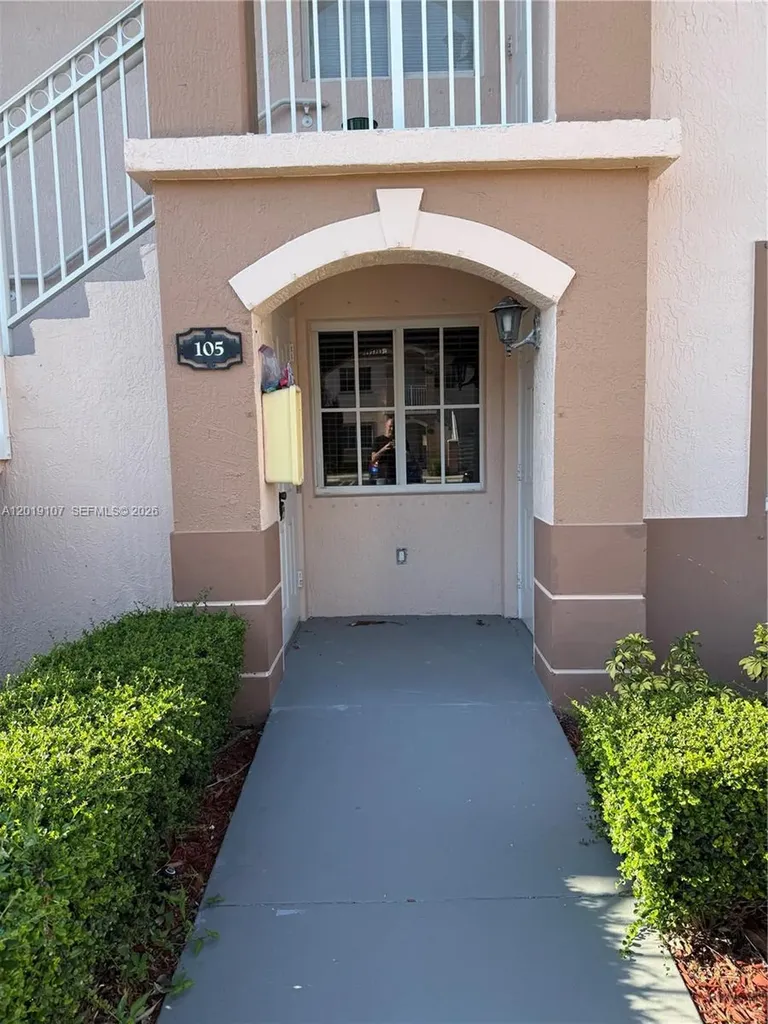1271 SE 28th Court Homestead FL 33035