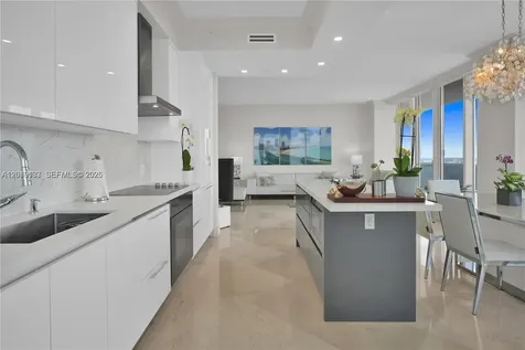 4779 Collins Avenue Miami Beach FL 33140