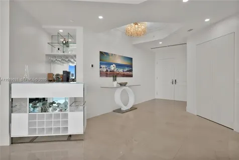 4779 Collins Avenue Miami Beach FL 33140