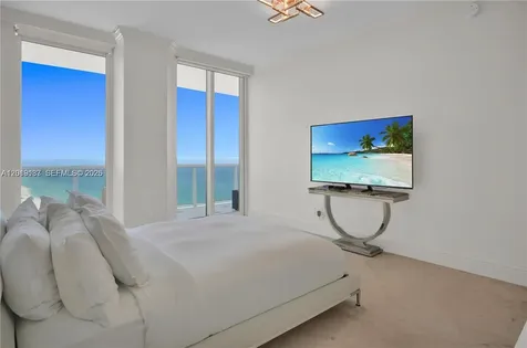 4779 Collins Avenue Miami Beach FL 33140