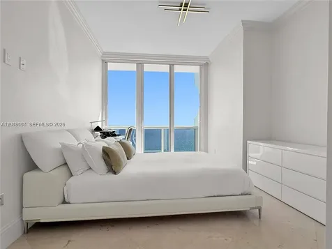 4779 Collins Avenue Miami Beach FL 33140