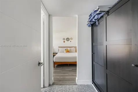 1881 Washington Avenue Miami Beach FL 33139