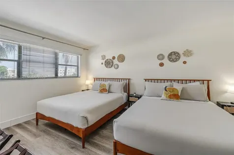 1881 Washington Avenue Miami Beach FL 33139