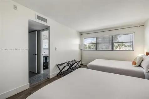 1881 Washington Avenue Miami Beach FL 33139