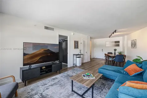 1881 Washington Avenue Miami Beach FL 33139