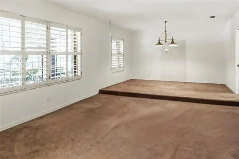 7605 SW 179th Terrace Palmetto Bay FL 33157