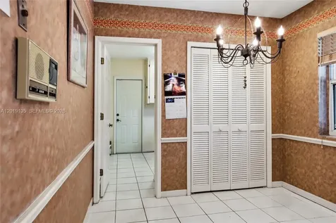 7605 SW 179th Terrace Palmetto Bay FL 33157