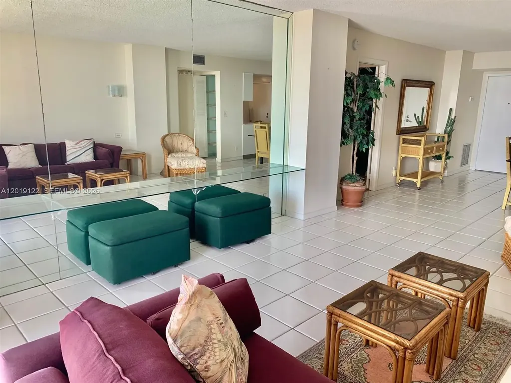 1500 S Ocean Drive Hollywood FL 33019