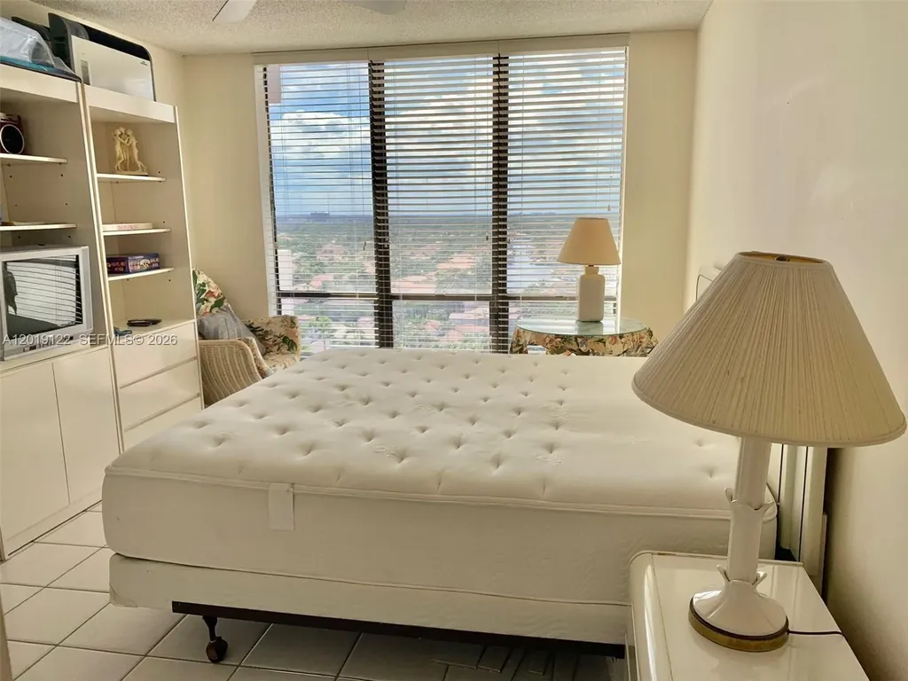 1500 S Ocean Drive Hollywood FL 33019