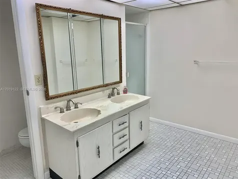 1500 S Ocean Drive Hollywood FL 33019
