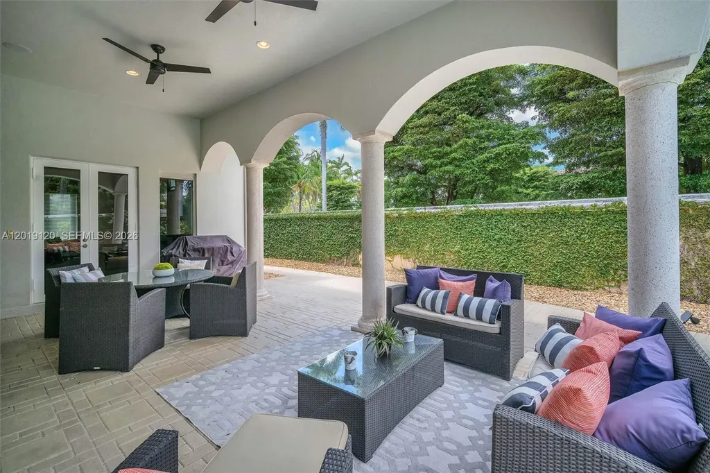 1480 Windjammer Way Hollywood FL 33019