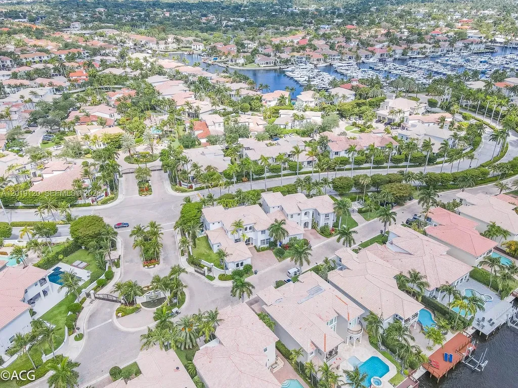 1480 Windjammer Way Hollywood FL 33019