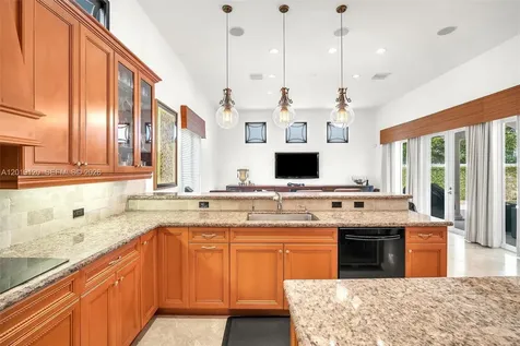 1480 Windjammer Way Hollywood FL 33019