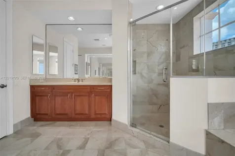 1480 Windjammer Way Hollywood FL 33019
