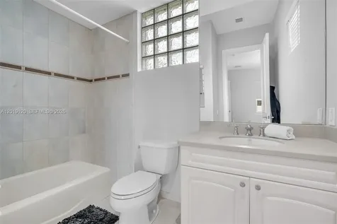 1480 Windjammer Way Hollywood FL 33019
