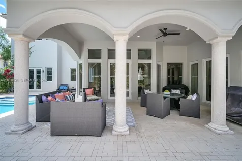 1480 Windjammer Way Hollywood FL 33019
