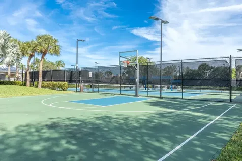 1480 Windjammer Way Hollywood FL 33019