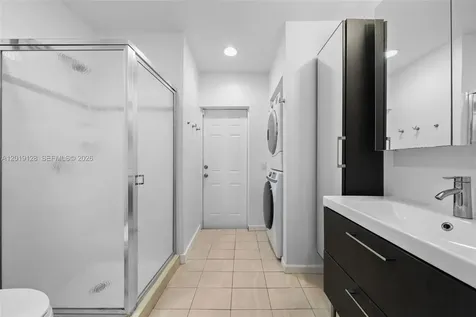 3758 Prairie Avenue Miami Beach FL 33140