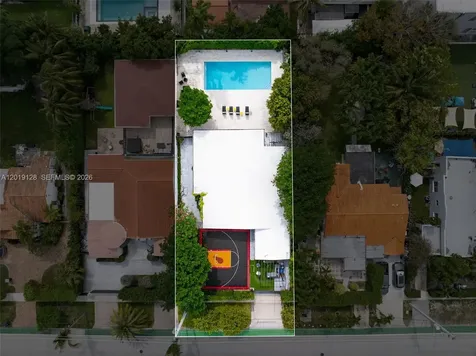 3758 Prairie Avenue Miami Beach FL 33140