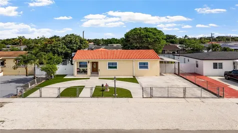 341 E 58th Street Hialeah FL 33013