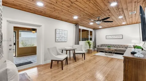 341 E 58th Street Hialeah FL 33013