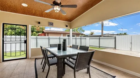 341 E 58th Street Hialeah FL 33013
