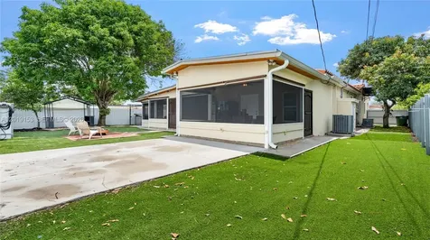341 E 58th Street Hialeah FL 33013