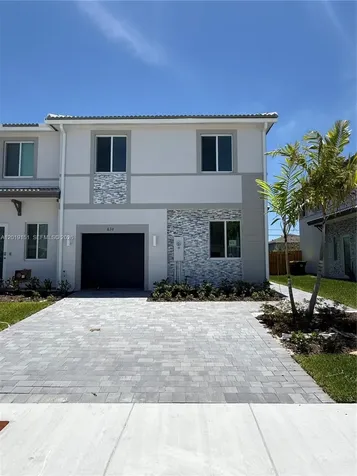 630 SE 15th Street Homestead FL 33034
