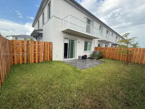 630 SE 15th Street Homestead FL 33034