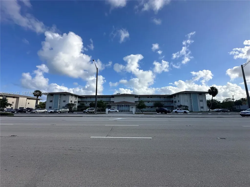 1050 E Sample Road Pompano Beach FL 33064