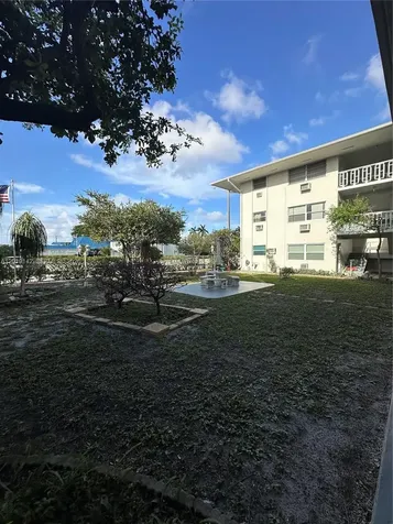 1050 E Sample Road Pompano Beach FL 33064