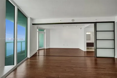 1900 N Bayshore Drive Miami FL 33132