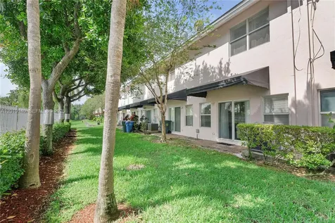 3028 NW 30th Avenue Oakland Park FL 33311