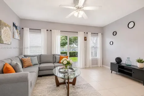 3028 NW 30th Avenue Oakland Park FL 33311