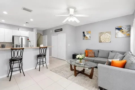 3028 NW 30th Avenue Oakland Park FL 33311