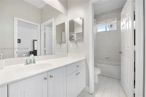 3028 NW 30th Avenue Oakland Park FL 33311