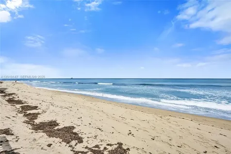 5420 N Ocean Drive Singer Island FL 33404