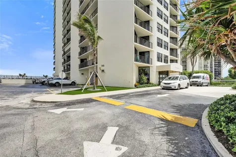 5420 N Ocean Drive Singer Island FL 33404